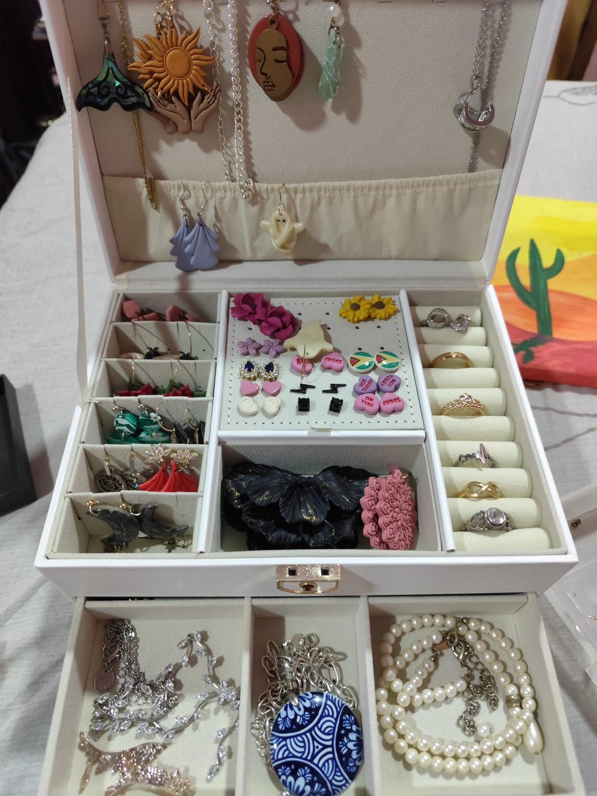 3-Layer jewelry organizers and storage
