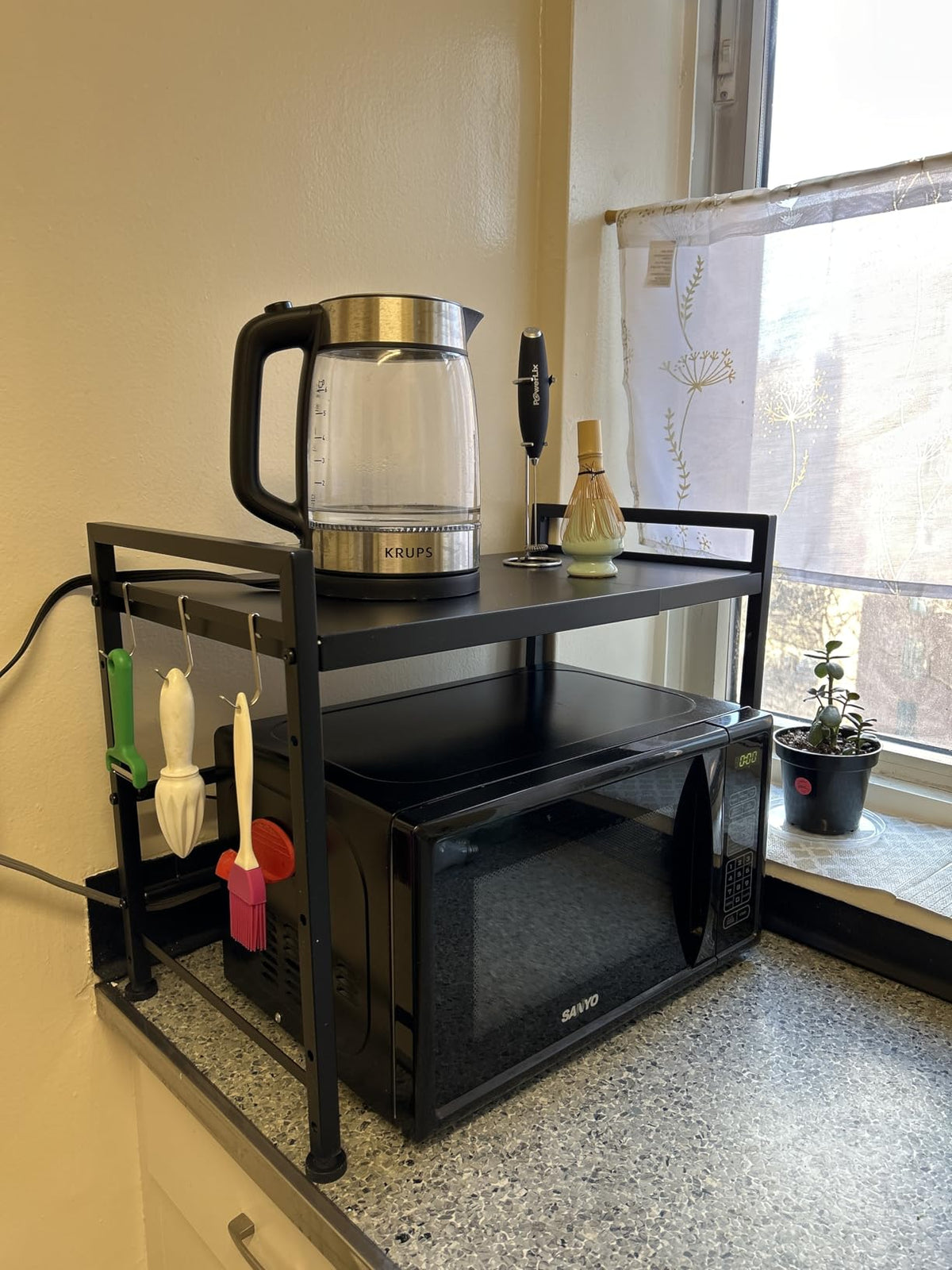 Expandable Microwave Oven Rack
